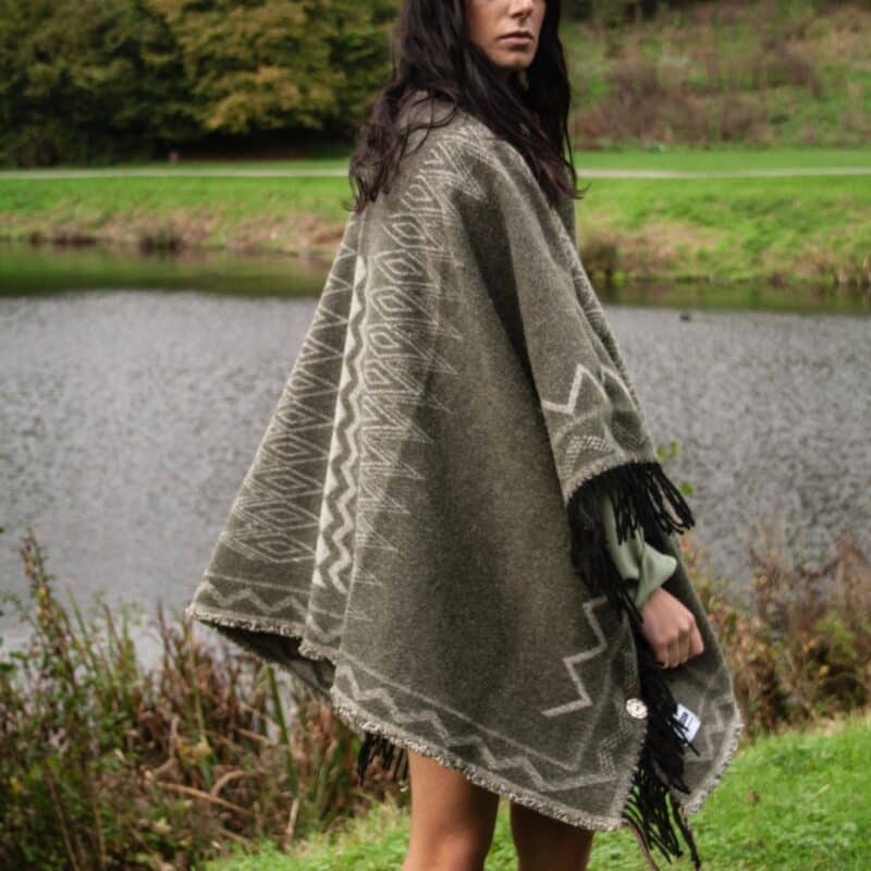 poncho franges vert